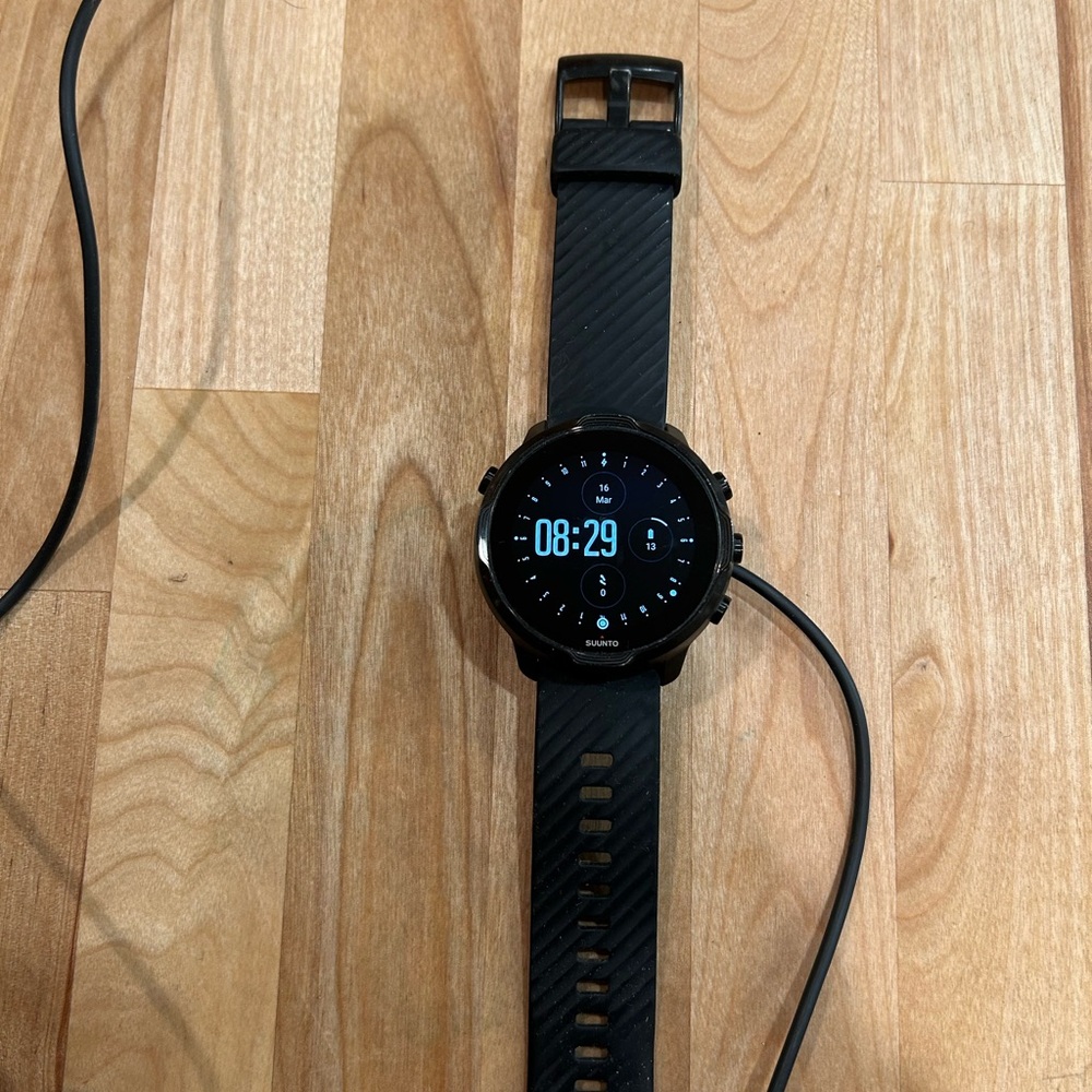 Suunto Black Smartwatch